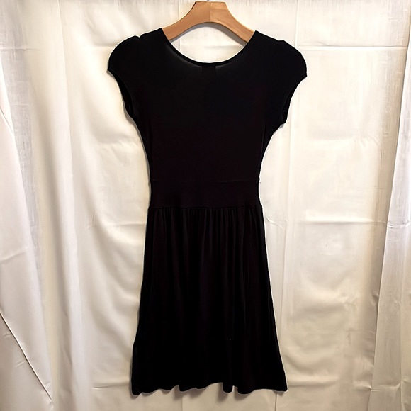 ARITZIA Talula V-Neck Dress // Size XXS - Picture 2 of 6
